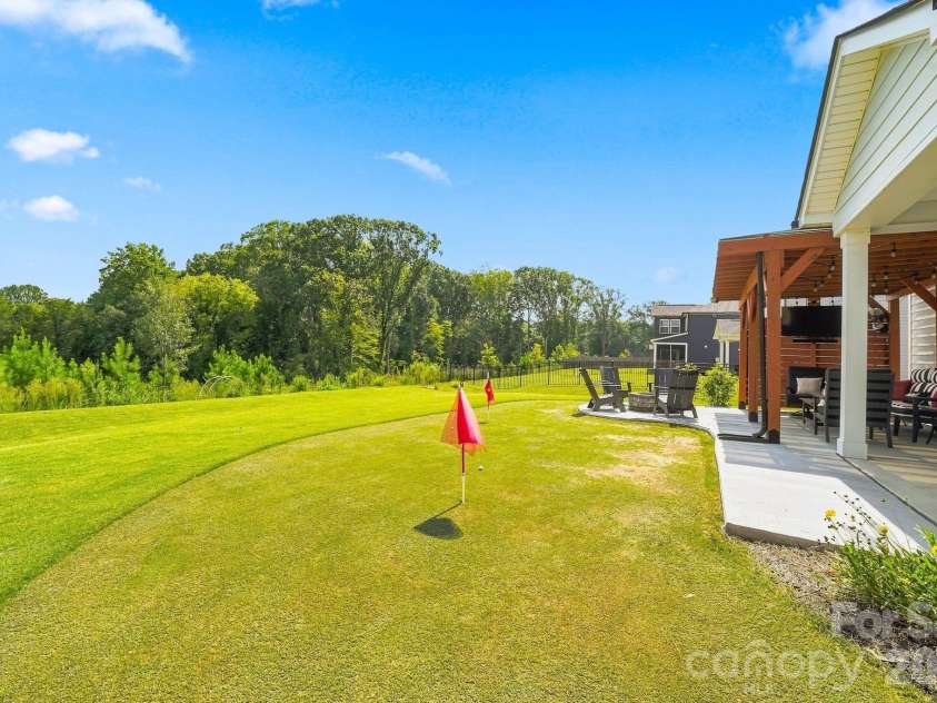 1533 Cedar Tree Drive, Belmont, NC 28012.  MLS# CAR4418136, YatesRealty ID 47468. 