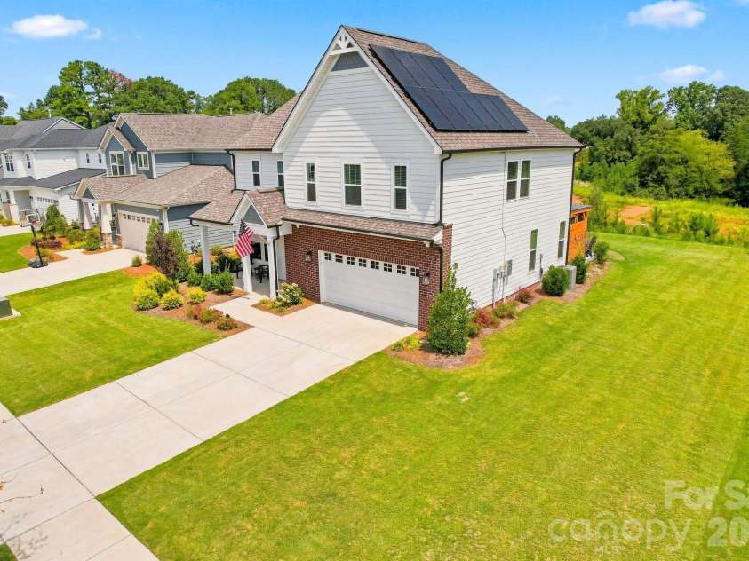 1533 Cedar Tree Drive, Belmont, NC 28012.  MLS# CAR4418136, YatesRealty ID 47468. 