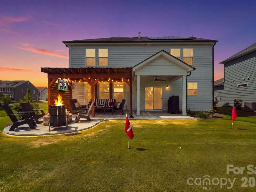 1533 Cedar Tree Drive, Belmont, NC 28012.  MLS# CAR4418136, YatesRealty ID 47468. 