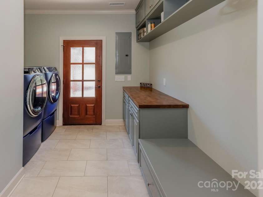 118 McOwenben Pass, Lake Lure, NC 28746.  MLS# CAR4243269, YatesRealty ID 4747. 