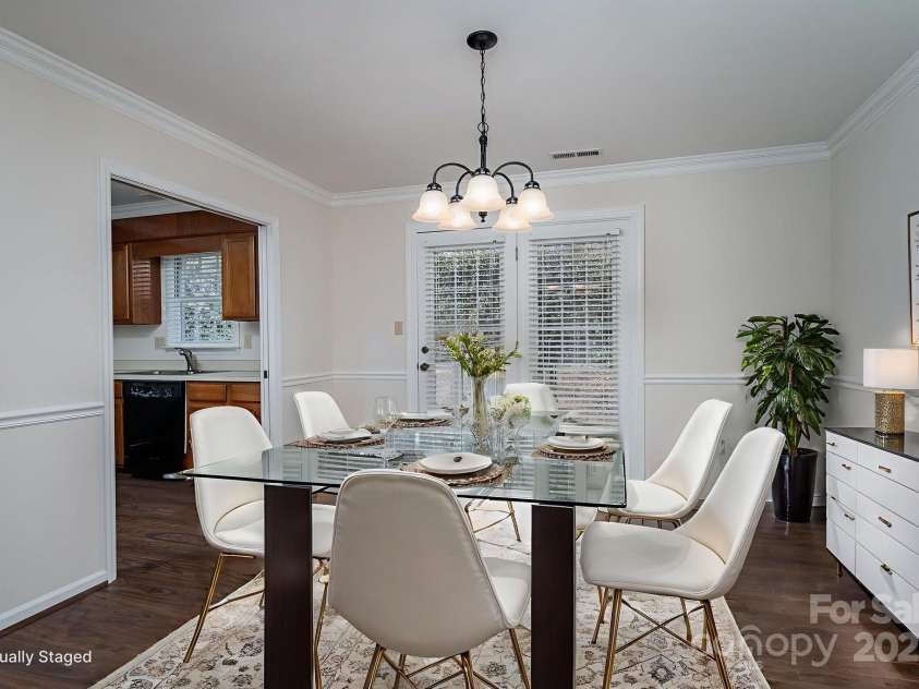 1212 Franklin Boulevard, Gastonia, NC 28054.  MLS# CAR4327216, YatesRealty ID 4747. 