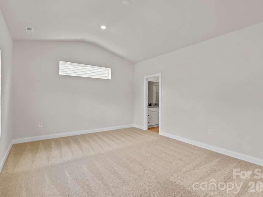 3613 Narrow Lane, Charlotte, NC 28215.  MLS# CAR4345695, YatesRealty ID 4747. 