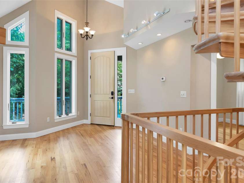 72 Memory Lane, Brevard, NC 28712.  MLS# CAR4352602, YatesRealty ID 47474. 