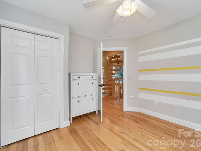 72 Memory Lane, Brevard, NC 28712.  MLS# CAR4352602, YatesRealty ID 47474. 