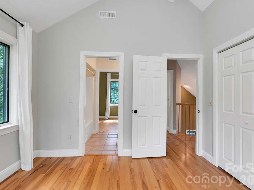 72 Memory Lane, Brevard, NC 28712.  MLS# CAR4352602, YatesRealty ID 47474. 