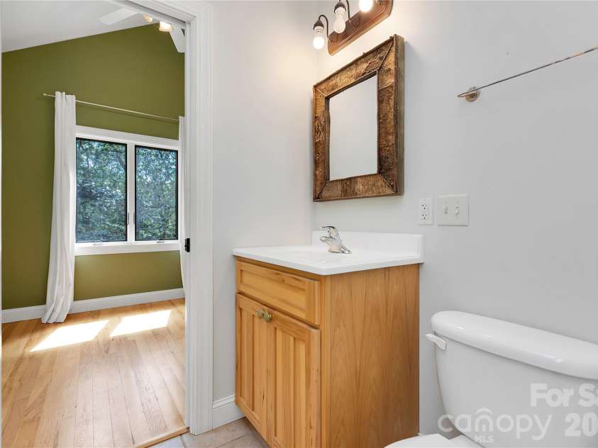 72 Memory Lane, Brevard, NC 28712.  MLS# CAR4352602, YatesRealty ID 47474. 