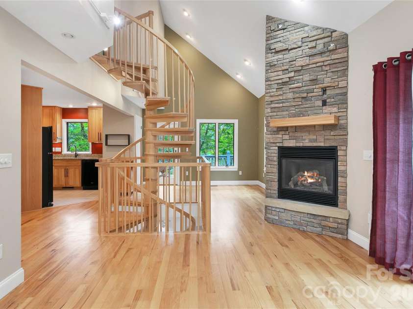 72 Memory Lane, Brevard, NC 28712.  MLS# CAR4352602, YatesRealty ID 47474. Unique design