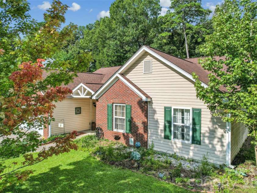 3609 Edgeview Drive, Indian Trail, NC 28079.  MLS# CAR4416873, YatesRealty ID 47475. 