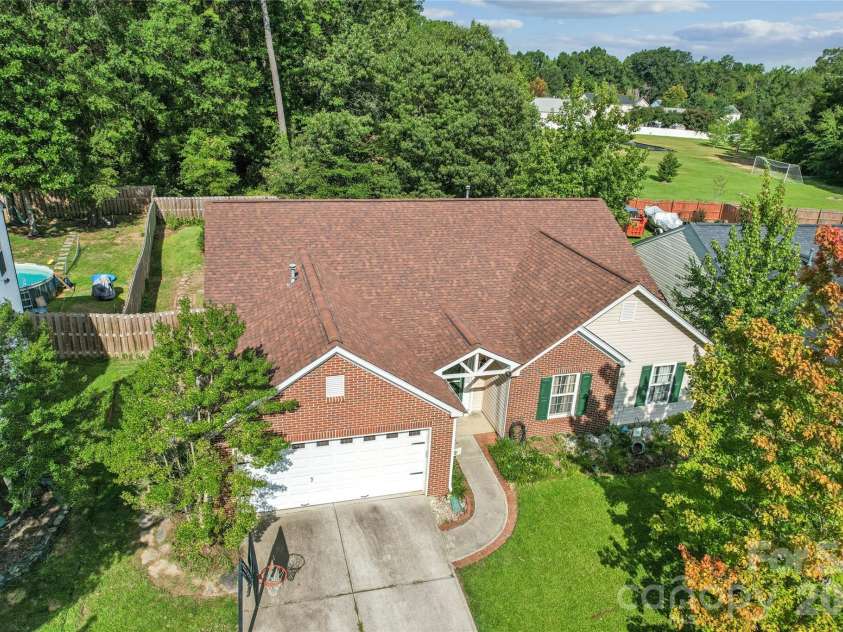 3609 Edgeview Drive, Indian Trail, NC 28079.  MLS# CAR4416873, YatesRealty ID 47475. 