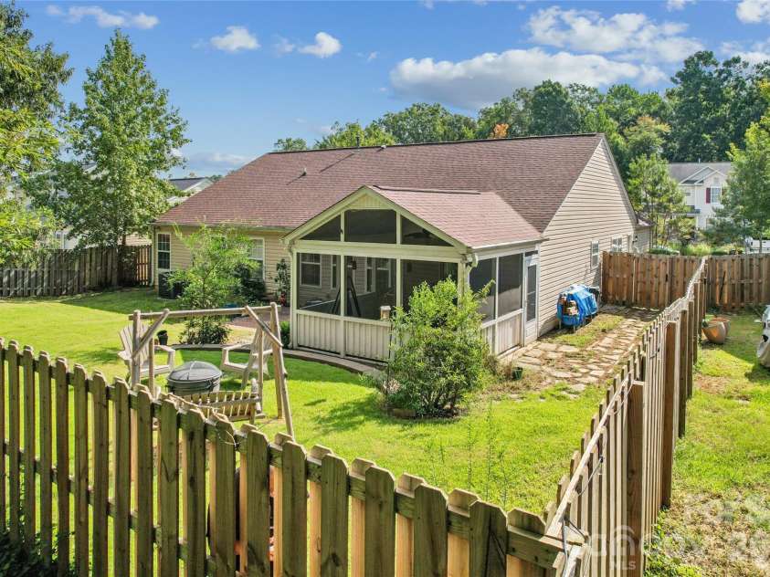 3609 Edgeview Drive, Indian Trail, NC 28079.  MLS# CAR4416873, YatesRealty ID 47475. 