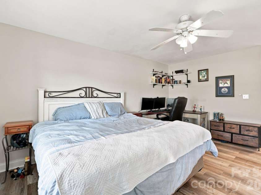 205 Dornoch Drive, Matthews, NC 28104.  MLS# CAR4417677, YatesRealty ID 47477. 3rd Bedroom