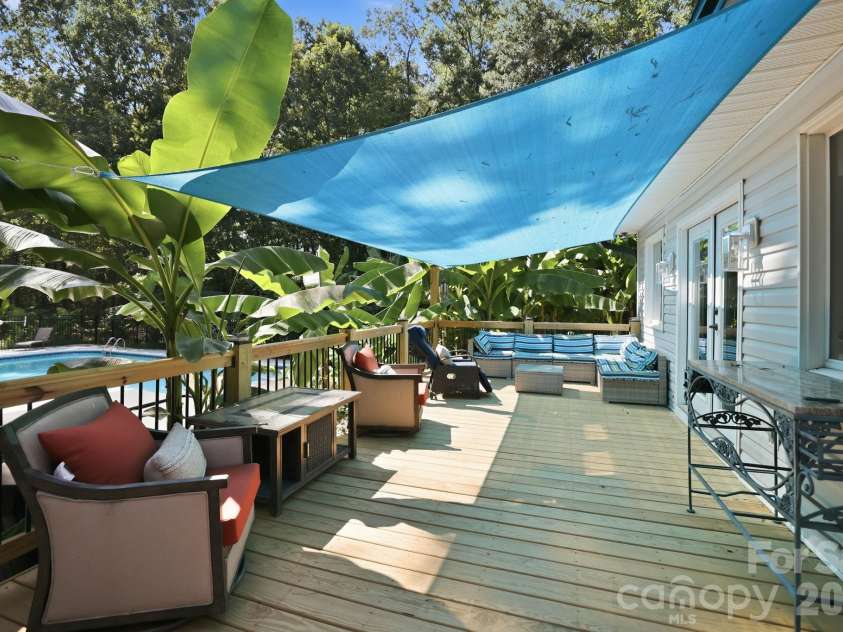 205 Dornoch Drive, Matthews, NC 28104.  MLS# CAR4417677, YatesRealty ID 47477. Deck