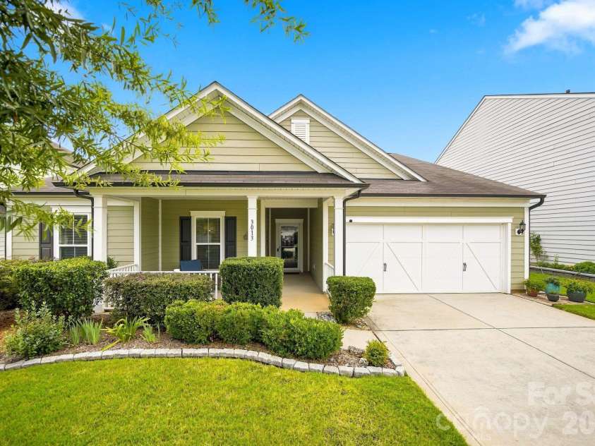 3013 Palm Drive, Fort Mill, SC 29715.  MLS# CAR4418016, YatesRealty ID 47479. 