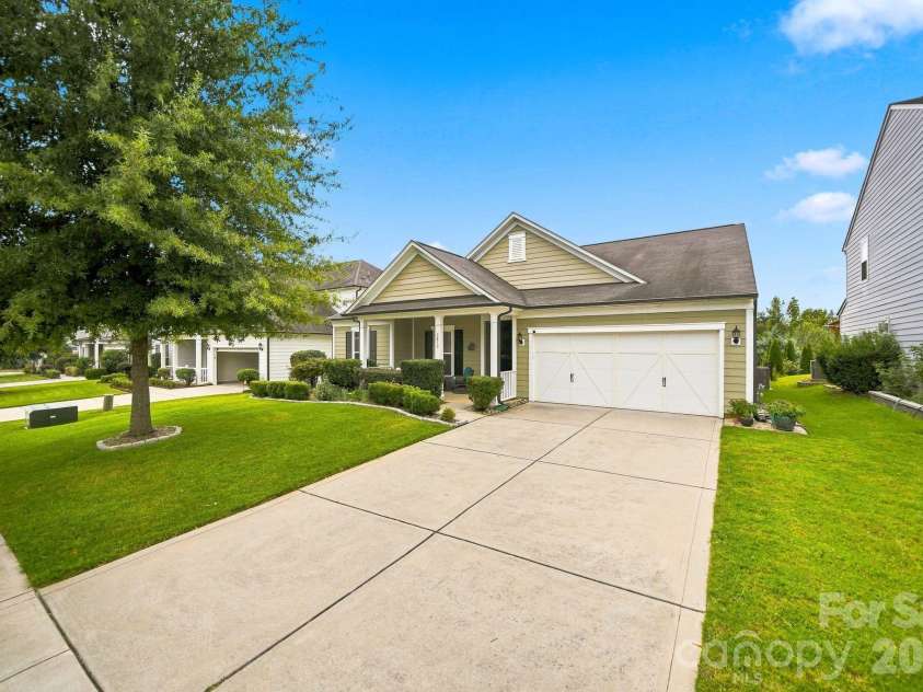 3013 Palm Drive, Fort Mill, SC 29715.  MLS# CAR4418016, YatesRealty ID 47479. 