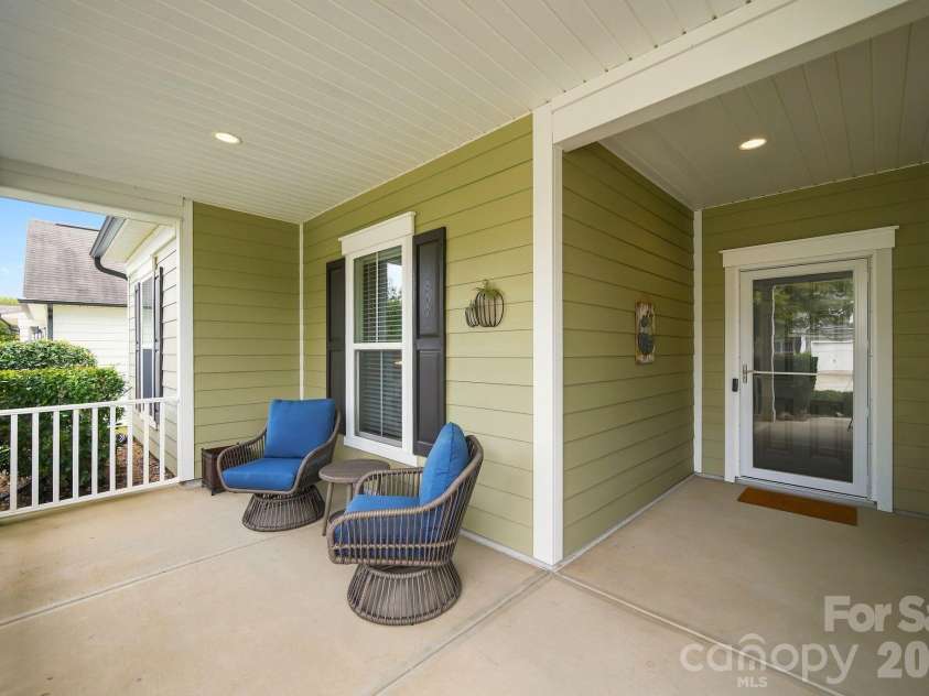 3013 Palm Drive, Fort Mill, SC 29715.  MLS# CAR4418016, YatesRealty ID 47479. 