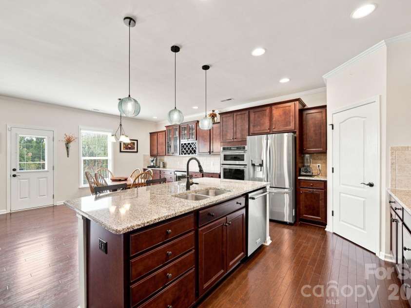 3013 Palm Drive, Fort Mill, SC 29715.  MLS# CAR4418016, YatesRealty ID 47479. 