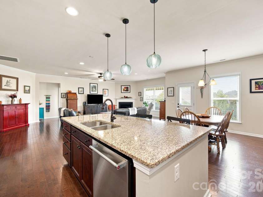 3013 Palm Drive, Fort Mill, SC 29715.  MLS# CAR4418016, YatesRealty ID 47479. 