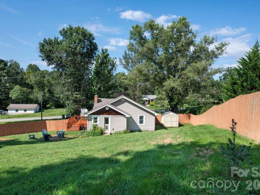 780 Jupiter Road, Weaverville, NC 28787.  MLS# CAR4417969, YatesRealty ID 47480. 