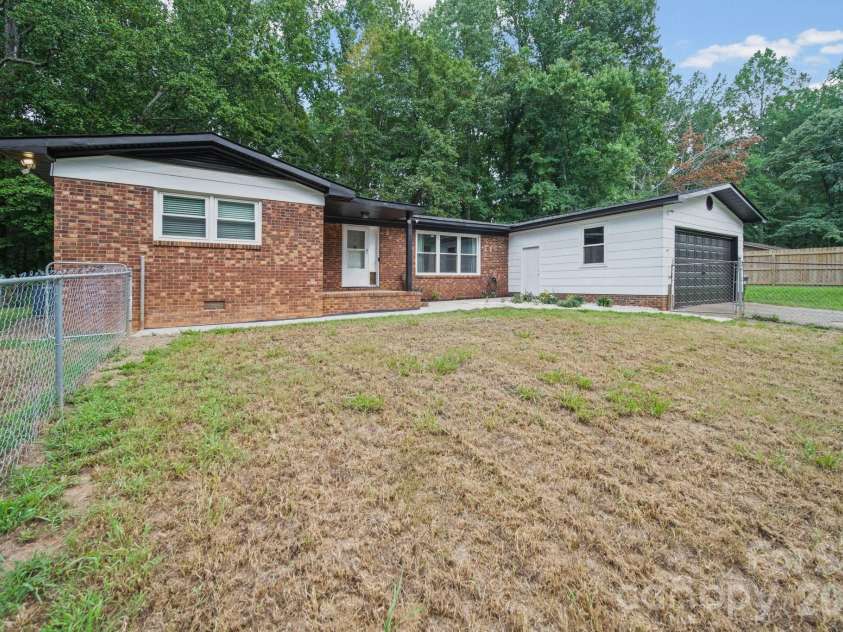 145 Gold Branch Road, Salisbury, NC 28146.  MLS# CAR4419187, YatesRealty ID 47481. 