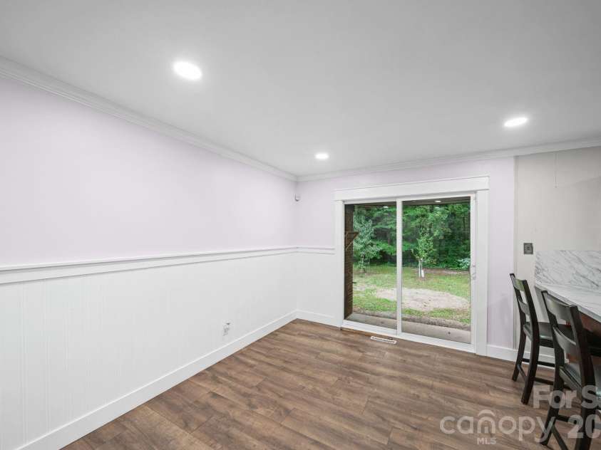 145 Gold Branch Road, Salisbury, NC 28146.  MLS# CAR4419187, YatesRealty ID 47481. Breakfast area