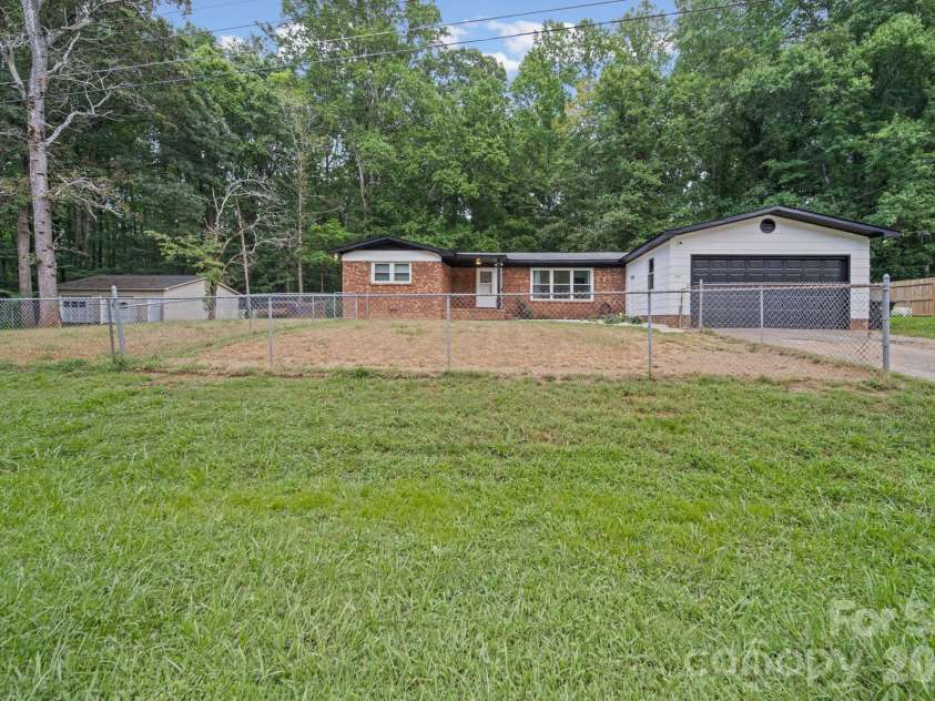 145 Gold Branch Road, Salisbury, NC 28146.  MLS# CAR4419187, YatesRealty ID 47481. Front lot
