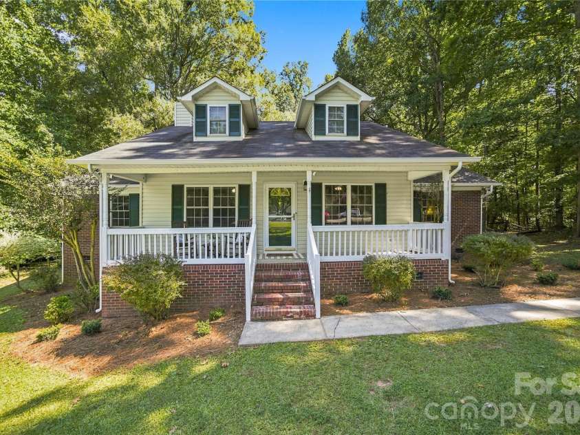 122 Providence Place, York, SC 29745.  MLS# CAR4418463, YatesRealty ID 47482. 