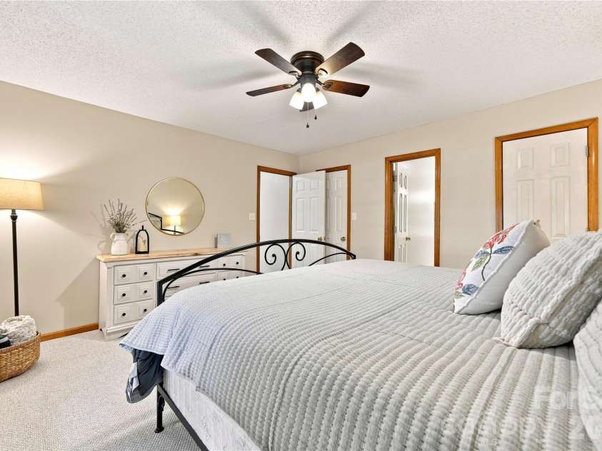 122 Providence Place, York, SC 29745.  MLS# CAR4418463, YatesRealty ID 47482. 