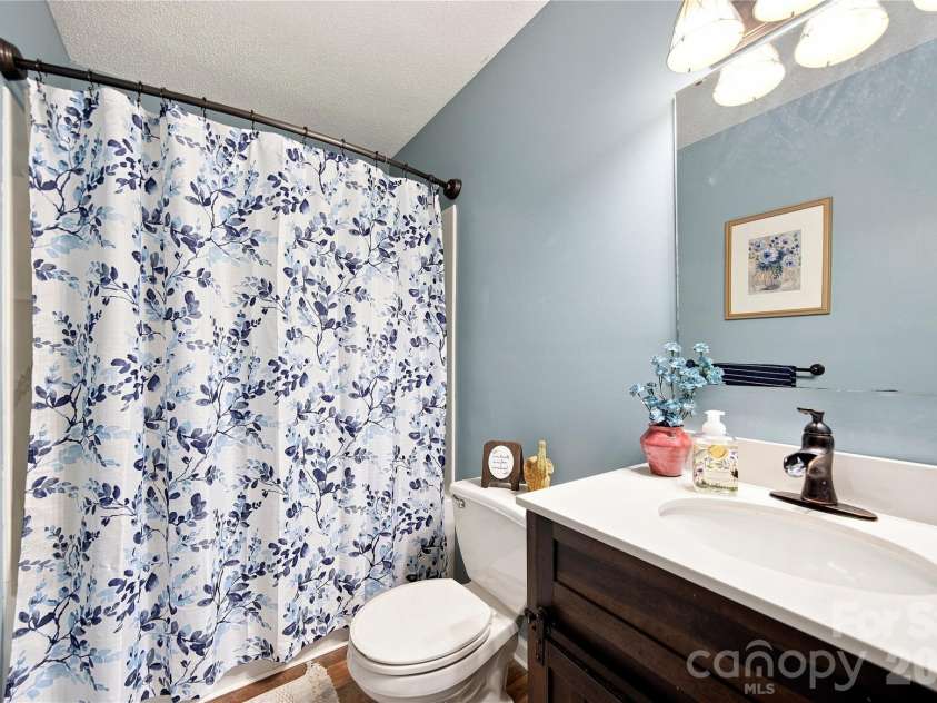 122 Providence Place, York, SC 29745.  MLS# CAR4418463, YatesRealty ID 47482. 