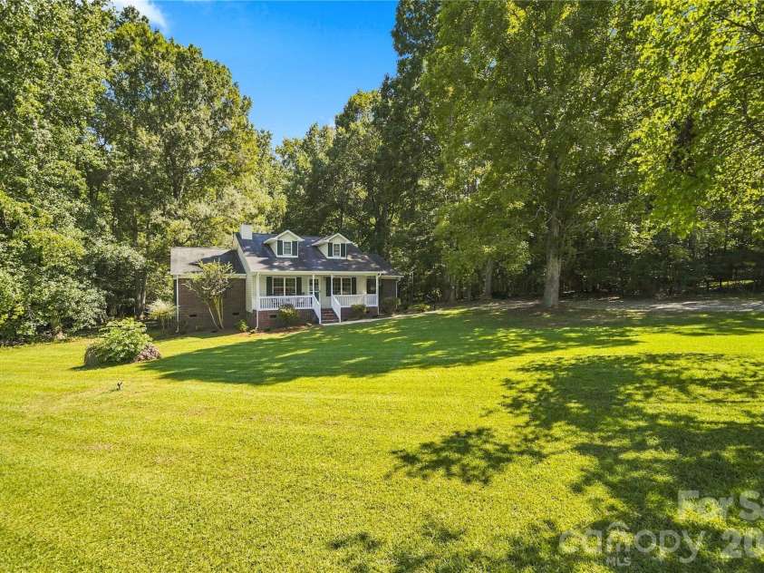 122 Providence Place, York, SC 29745.  MLS# CAR4418463, YatesRealty ID 47482. 