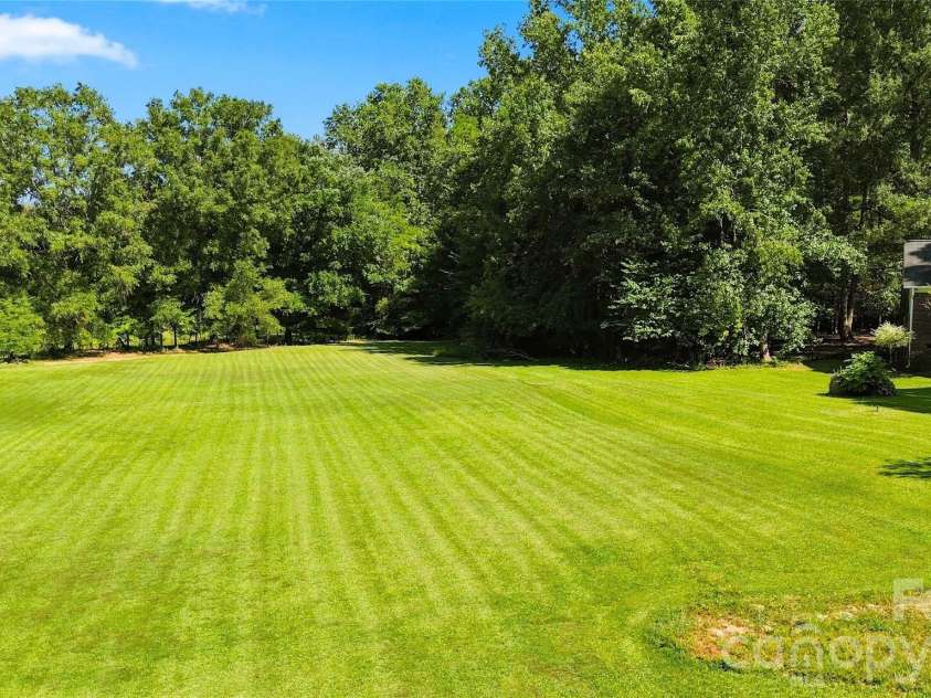 122 Providence Place, York, SC 29745.  MLS# CAR4418463, YatesRealty ID 47482. 