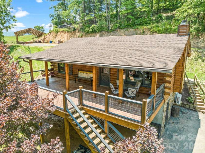 367 Robinson Road, Clyde, NC 28721.  MLS# CAR4419008, YatesRealty ID 47483. 