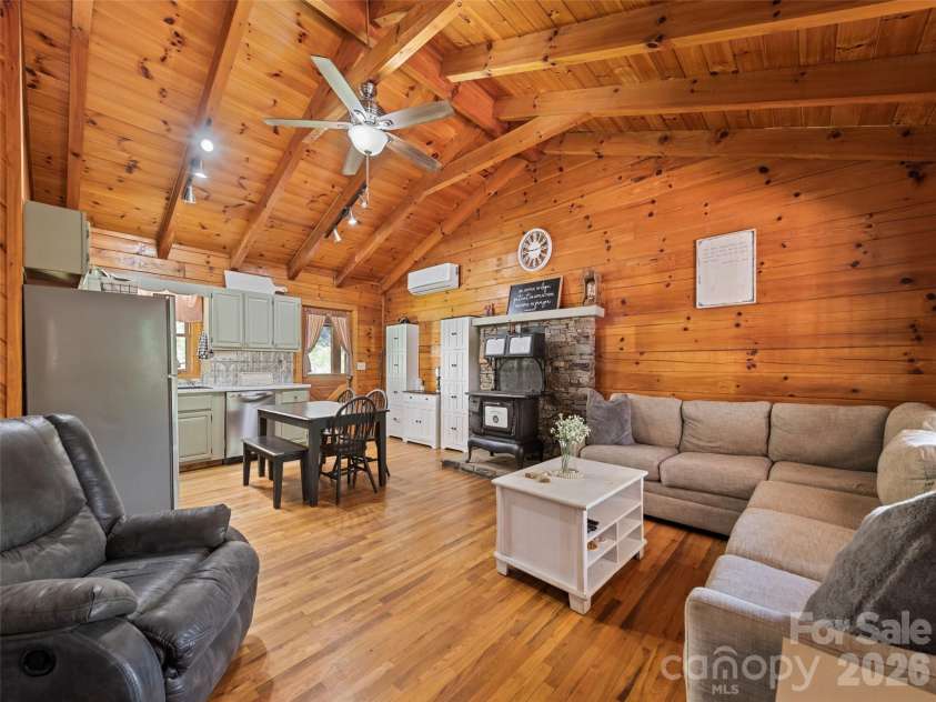 367 Robinson Road, Clyde, NC 28721.  MLS# CAR4419008, YatesRealty ID 47483. 