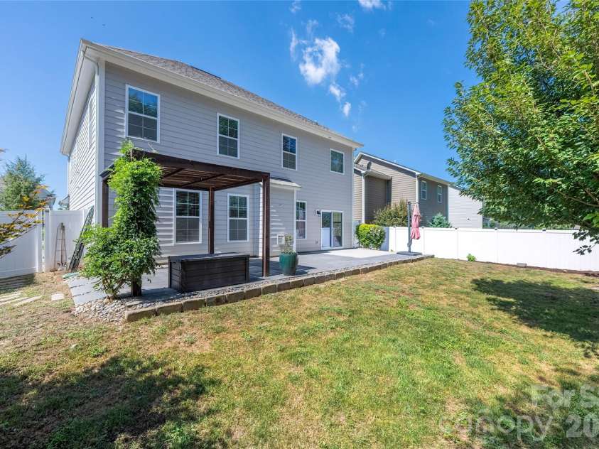 144 Chance Road, Mooresville, NC 28115.  MLS# CAR4419180, YatesRealty ID 47484. 