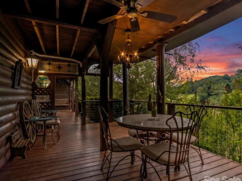 49 Pinnacle Road, Burnsville, NC 28714.  MLS# CAR4405536, YatesRealty ID 47486. 