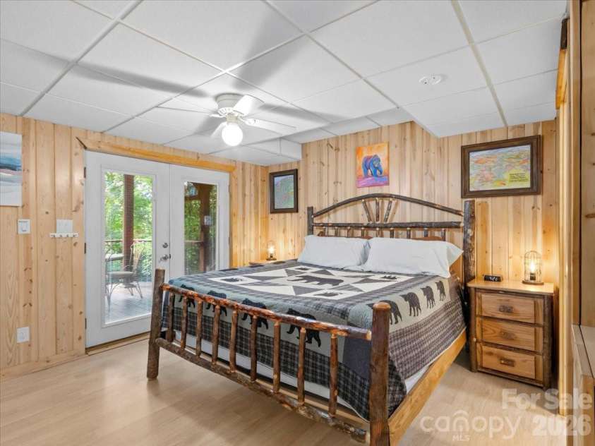 49 Pinnacle Road, Burnsville, NC 28714.  MLS# CAR4405536, YatesRealty ID 47486. 