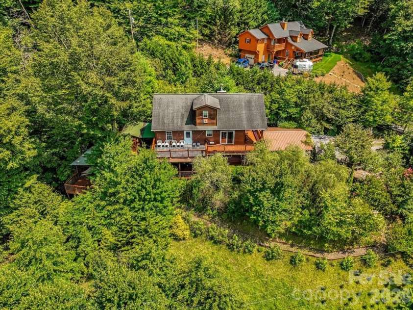 49 Pinnacle Road, Burnsville, NC 28714.  MLS# CAR4405536, YatesRealty ID 47486. 