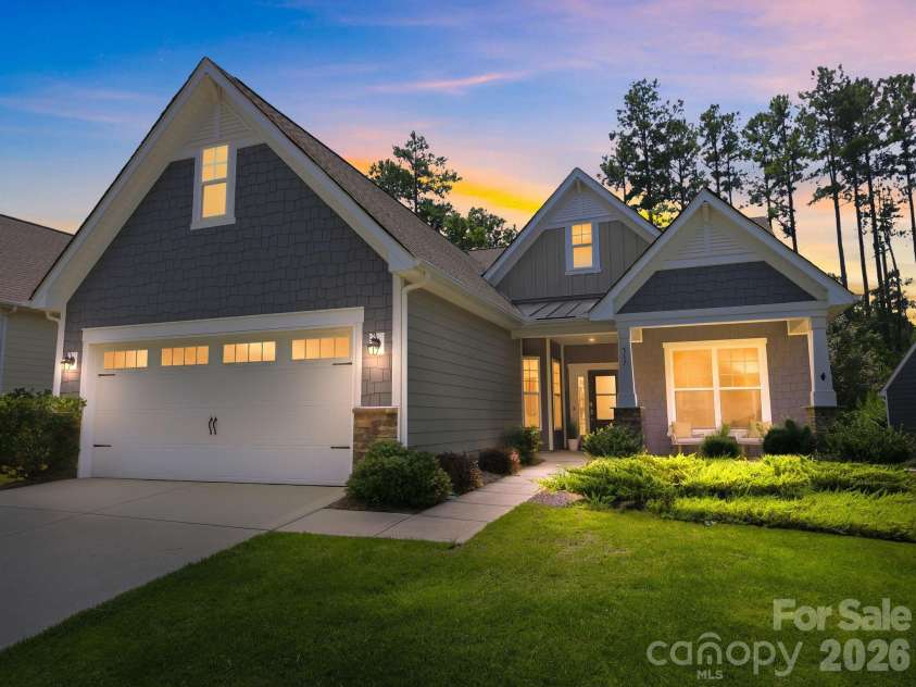 517 Cellini Place, Mount Holly, NC 28120.  MLS# CAR4408060, YatesRealty ID 47490. Welcome Home.