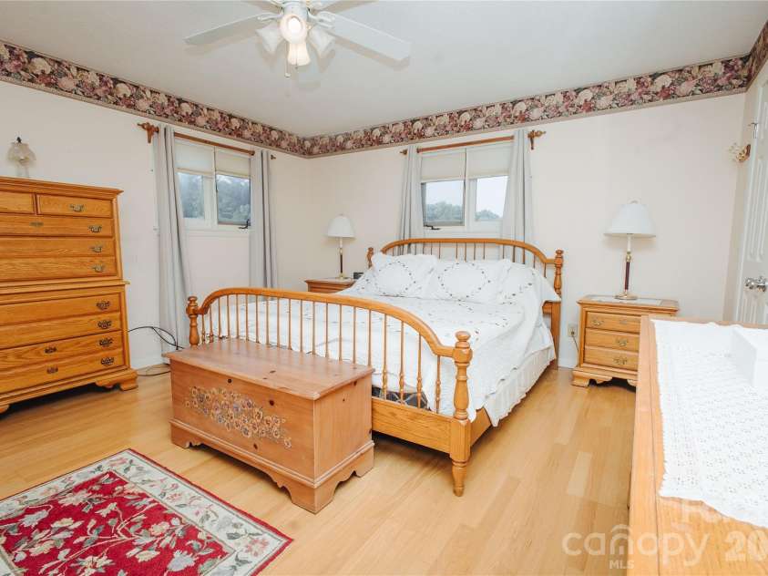 15 Golden Leaf Drive, Marion, NC 28752.  MLS# CAR4415738, YatesRealty ID 47491. 