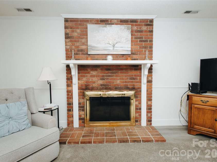 15 Golden Leaf Drive, Marion, NC 28752.  MLS# CAR4415738, YatesRealty ID 47491. 