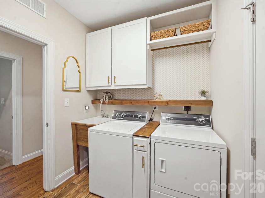 2453 Quarry Road, York, SC 29745.  MLS# CAR4417345, YatesRealty ID 47492. Mud room/ Laundry
