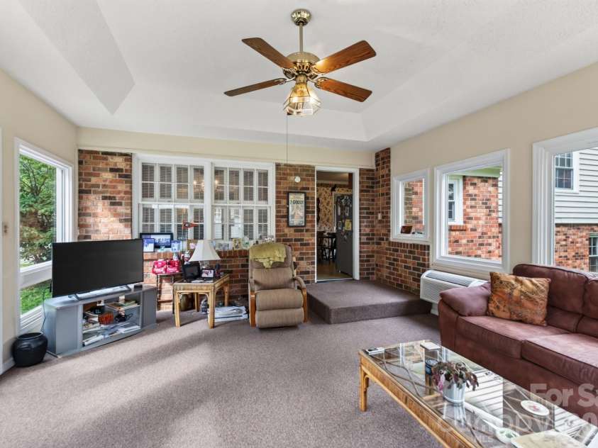 2124 Poinsett Drive, Rock Hill, SC 29732.  MLS# CAR4419114, YatesRealty ID 47494. 