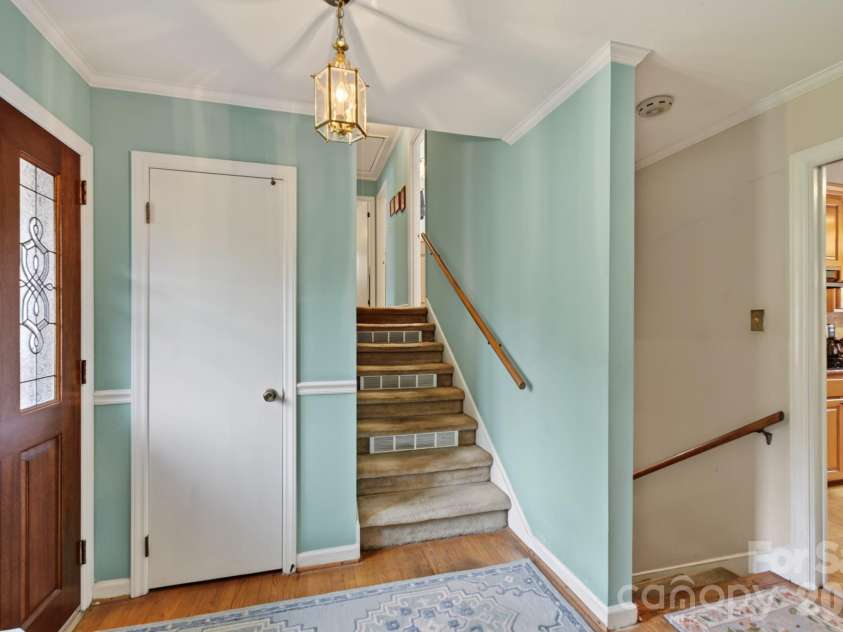 2124 Poinsett Drive, Rock Hill, SC 29732.  MLS# CAR4419114, YatesRealty ID 47494. 