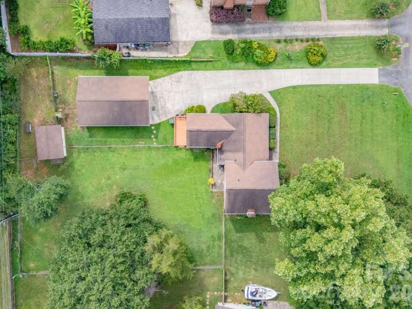 2124 Poinsett Drive, Rock Hill, SC 29732.  MLS# CAR4419114, YatesRealty ID 47494. 