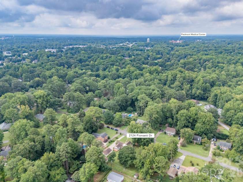 2124 Poinsett Drive, Rock Hill, SC 29732.  MLS# CAR4419114, YatesRealty ID 47494. 