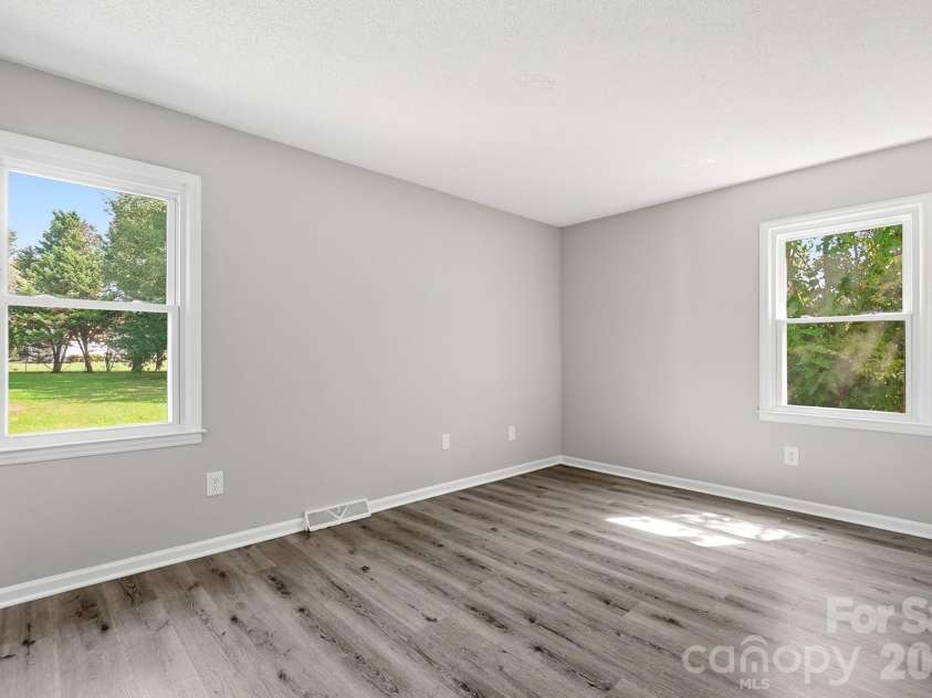 12011 Merriweather Drive, Charlotte, NC 28273.  MLS# CAR4419174, YatesRealty ID 47496. 