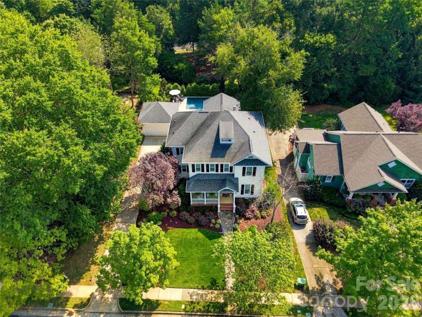 224 Kimberly Road, Davidson, NC 28036.  MLS# CAR4417649, YatesRealty ID 47497. 