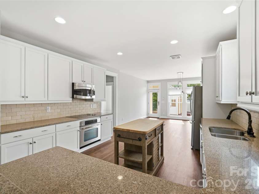 660 Revival Row, Fort Mill, SC 29708.  MLS# CAR4417662, YatesRealty ID 47498. 