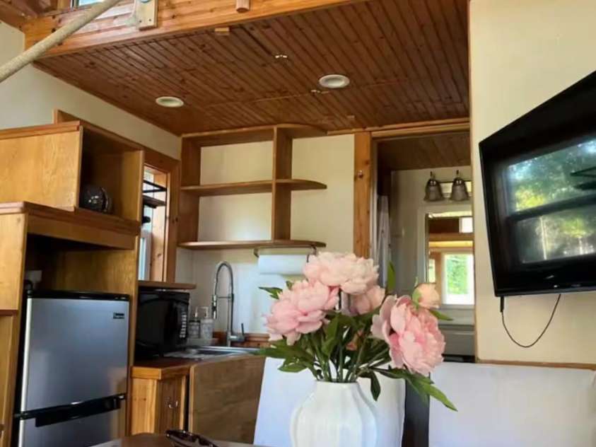 45 tomahawk Drive, Sapphire, NC 28774.  MLS# CAR4309556, YatesRealty ID 475. 