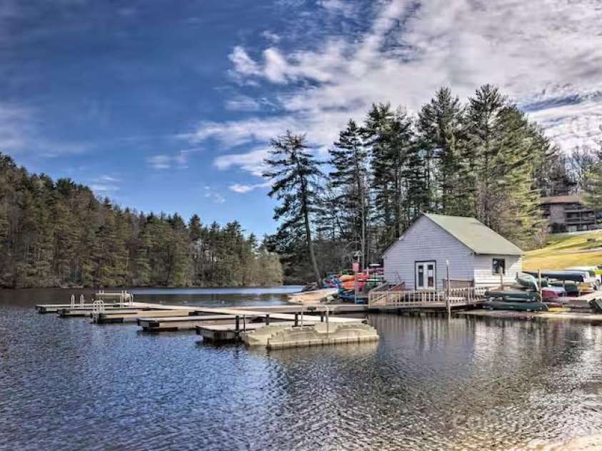 45 tomahawk Drive, Sapphire, NC 28774.  MLS# CAR4309556, YatesRealty ID 475. '