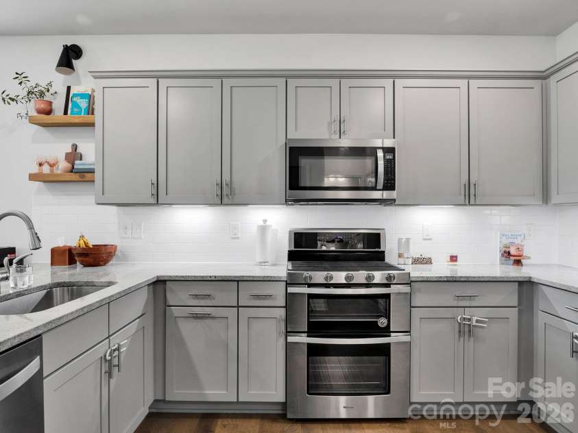 2131 Stevens Mill Road, Matthews, NC 28104.  MLS# CAR4388891, YatesRealty ID 4750. 